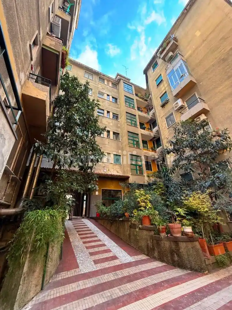 Bilocale via Soperga 19, Centrale, Milano - foto 2