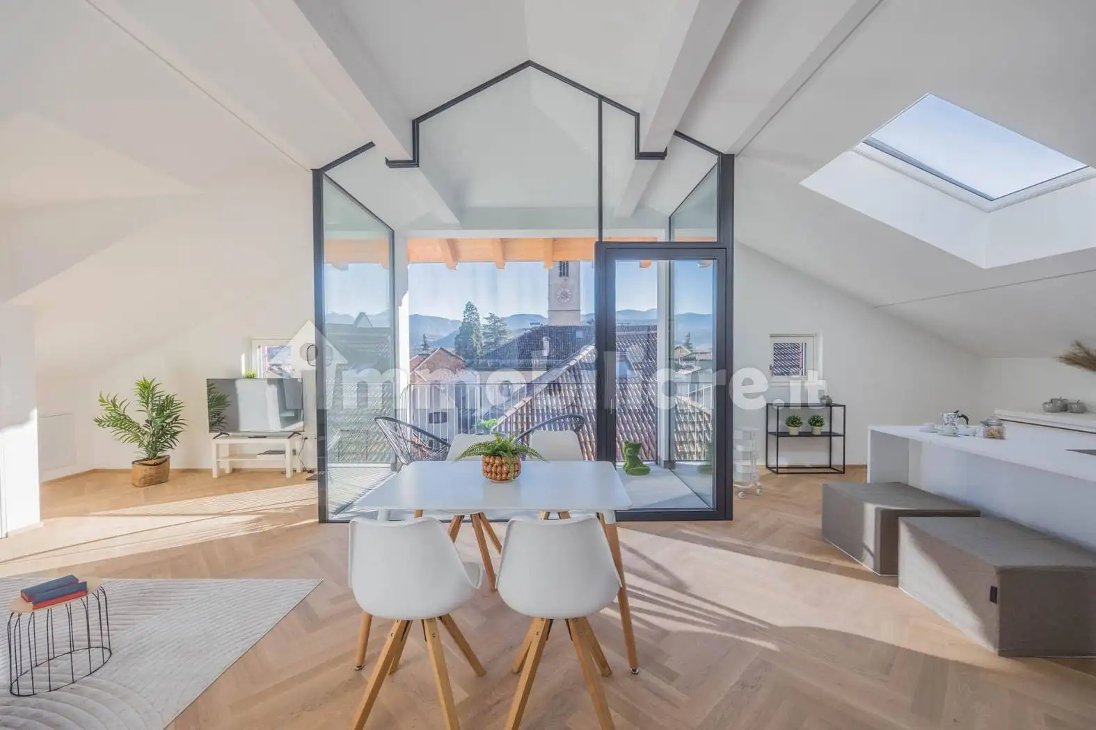 Attico - Mansarda in vendita a Caldaro sulla Strada del Vino