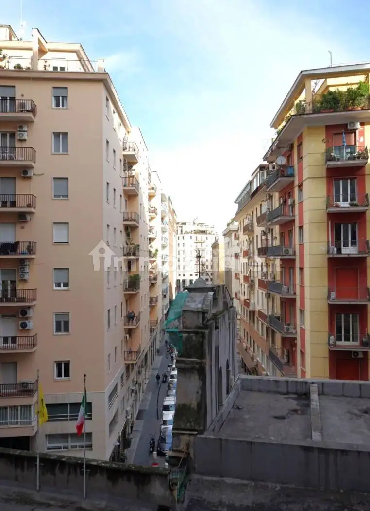 Appartamento in affitto a Napoli