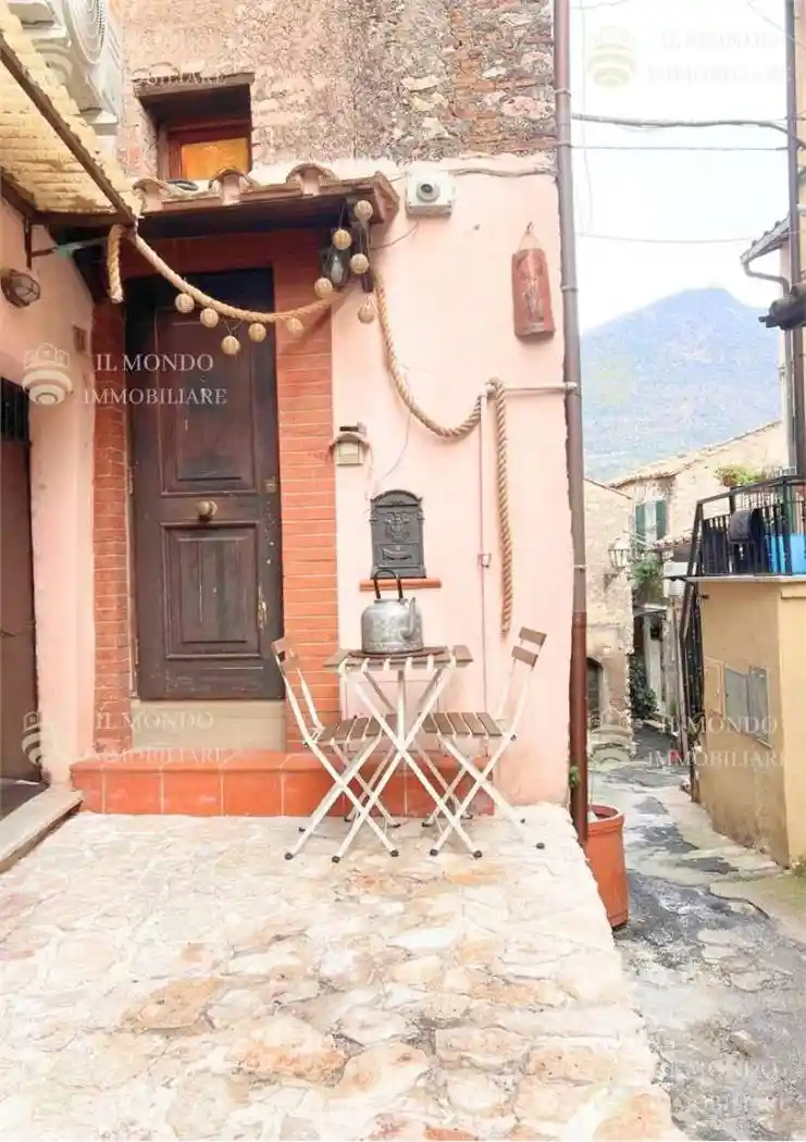 Appartamento in vendita a Palombara Sabina