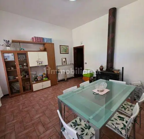 Appartamento in vendita a Subbiano