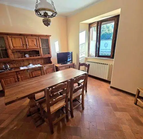 Appartamento in affitto a Subbiano