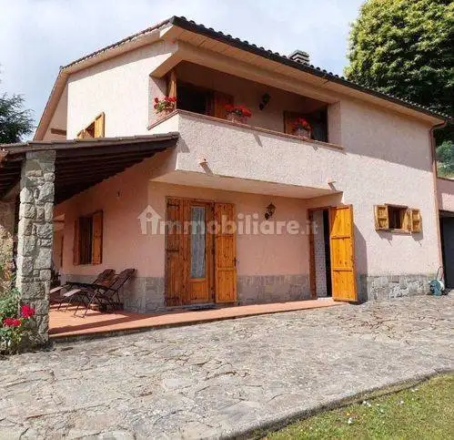 Villa in vendita a Talla