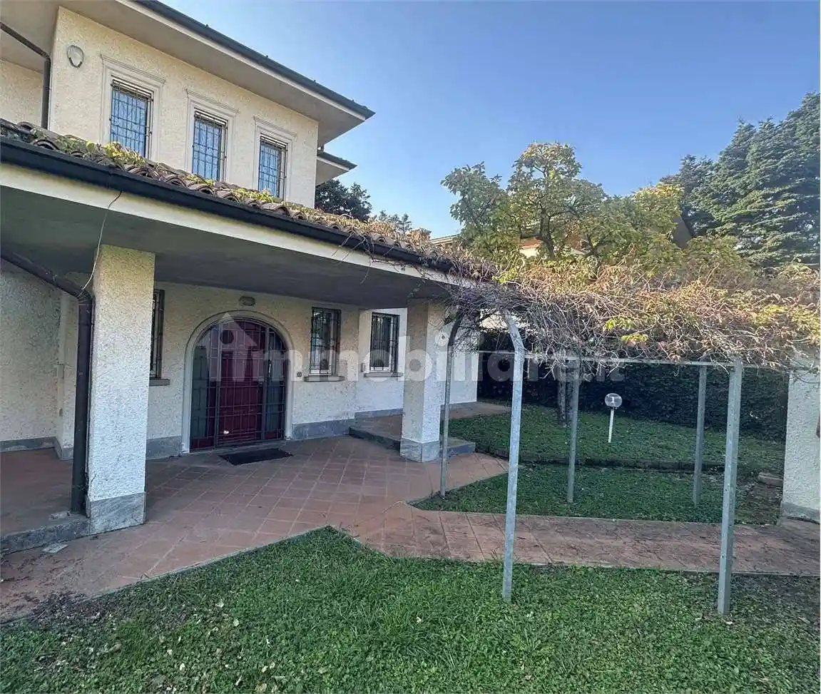 Villa in vendita a Rivolta d'Adda
