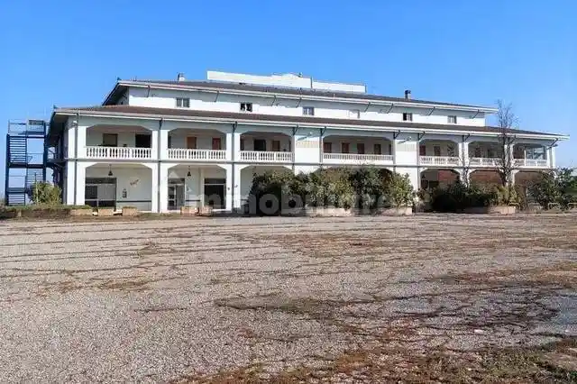 Palazzo - Edificio in Vendita - foto 3