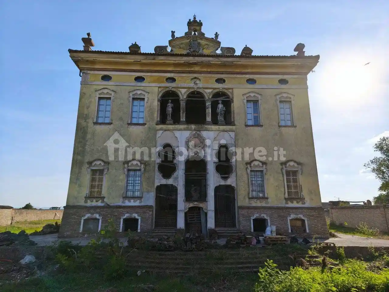 Villa in vendita a Parma