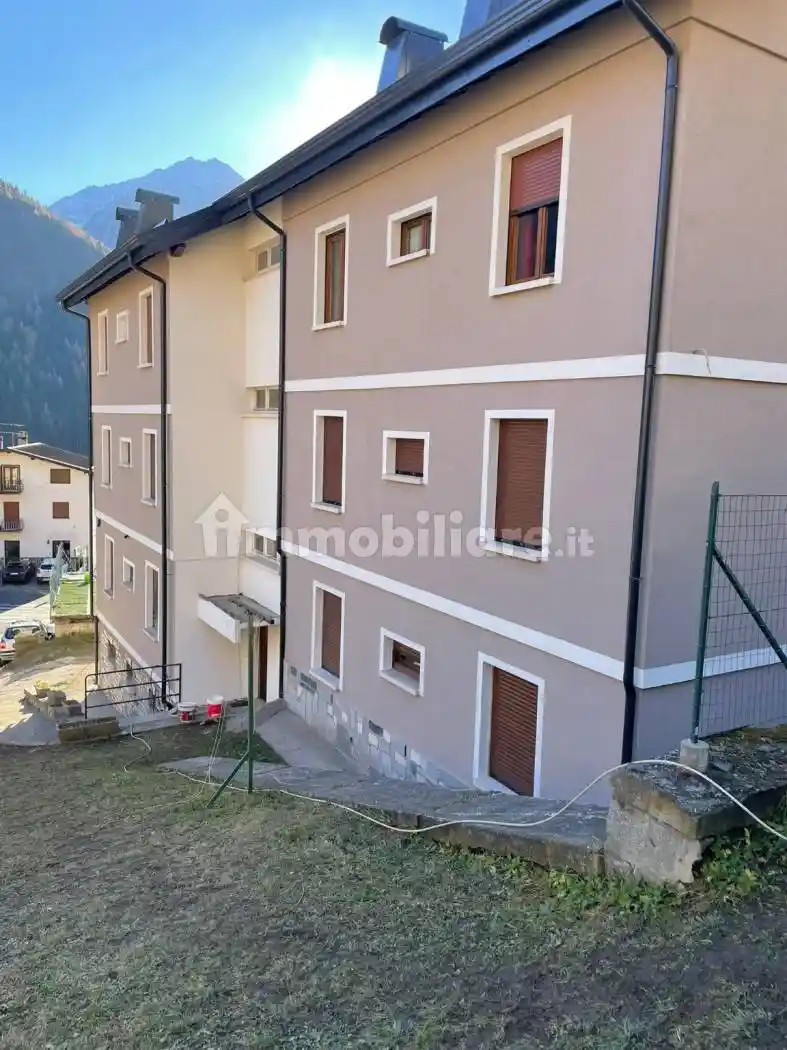 Quadrilocale via Nazionale 125, Vezza d'Oglio - foto 3