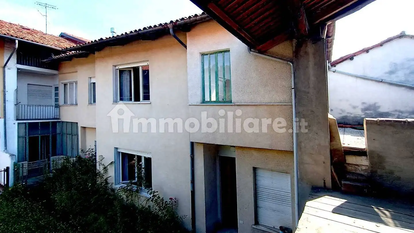 Casa indipendente in vendita a Scarmagno