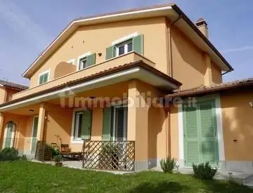 Villetta a schiera in vendita a Acquasparta