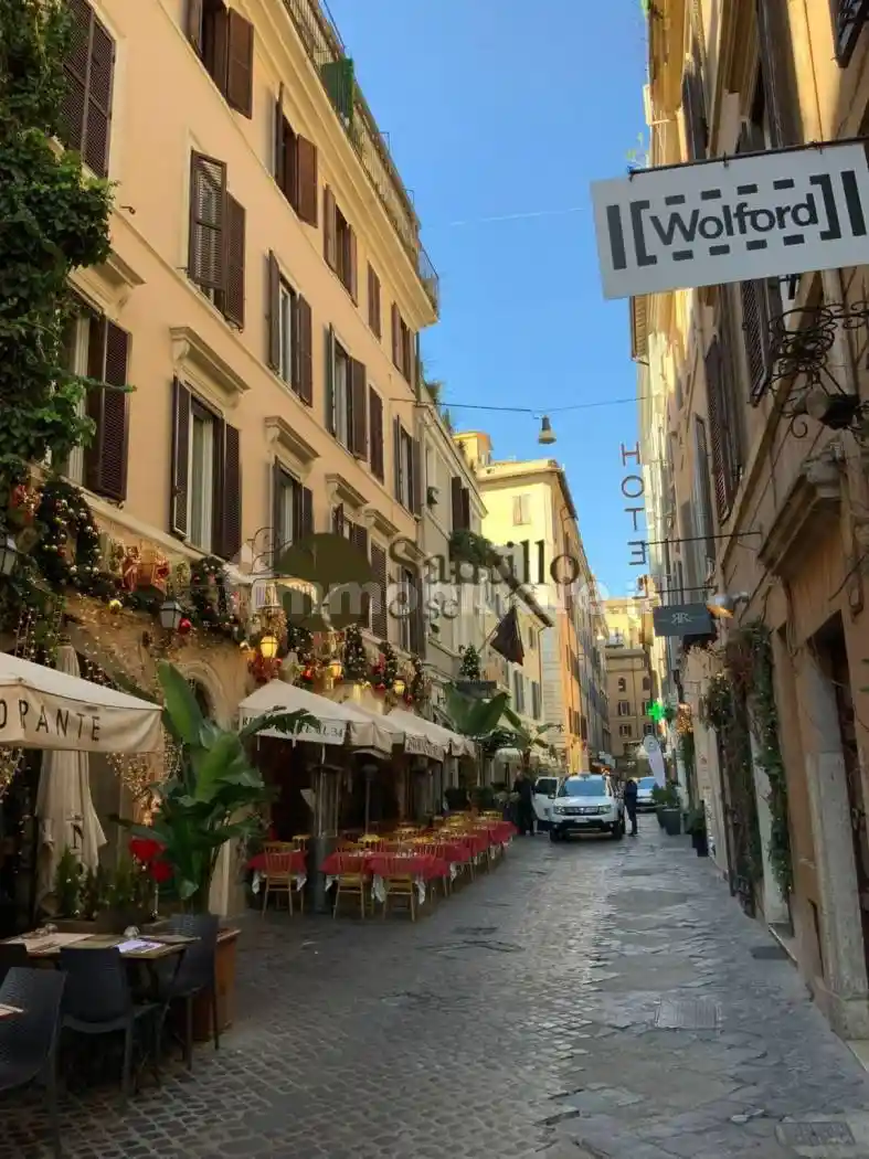 Trilocale via Mario de' Fiori, Spagna, Roma - foto 4