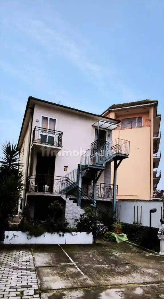 Villa unifamiliare via della Rinascita, Centro, Francavilla al Mare - foto 3
