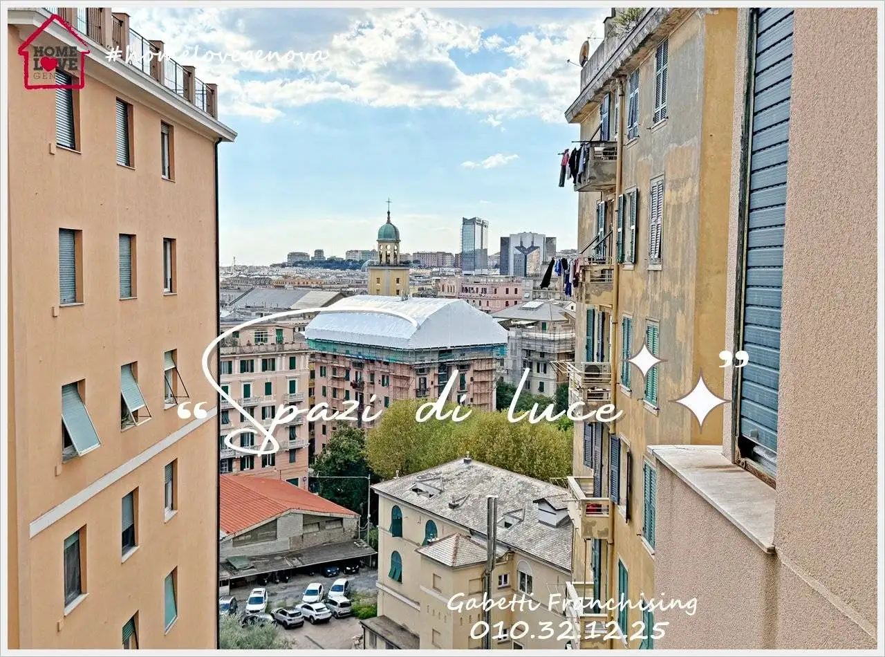 Appartamento in vendita a Genova