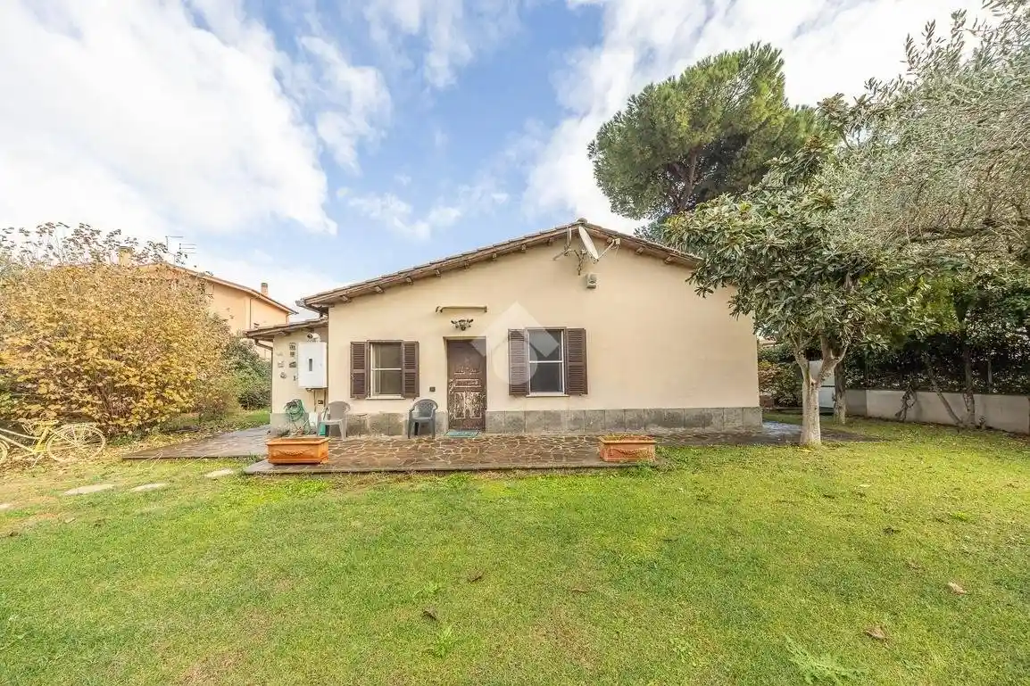 Villa unifamiliare via della Marranella di Marino 01, Morena, Roma - foto 3