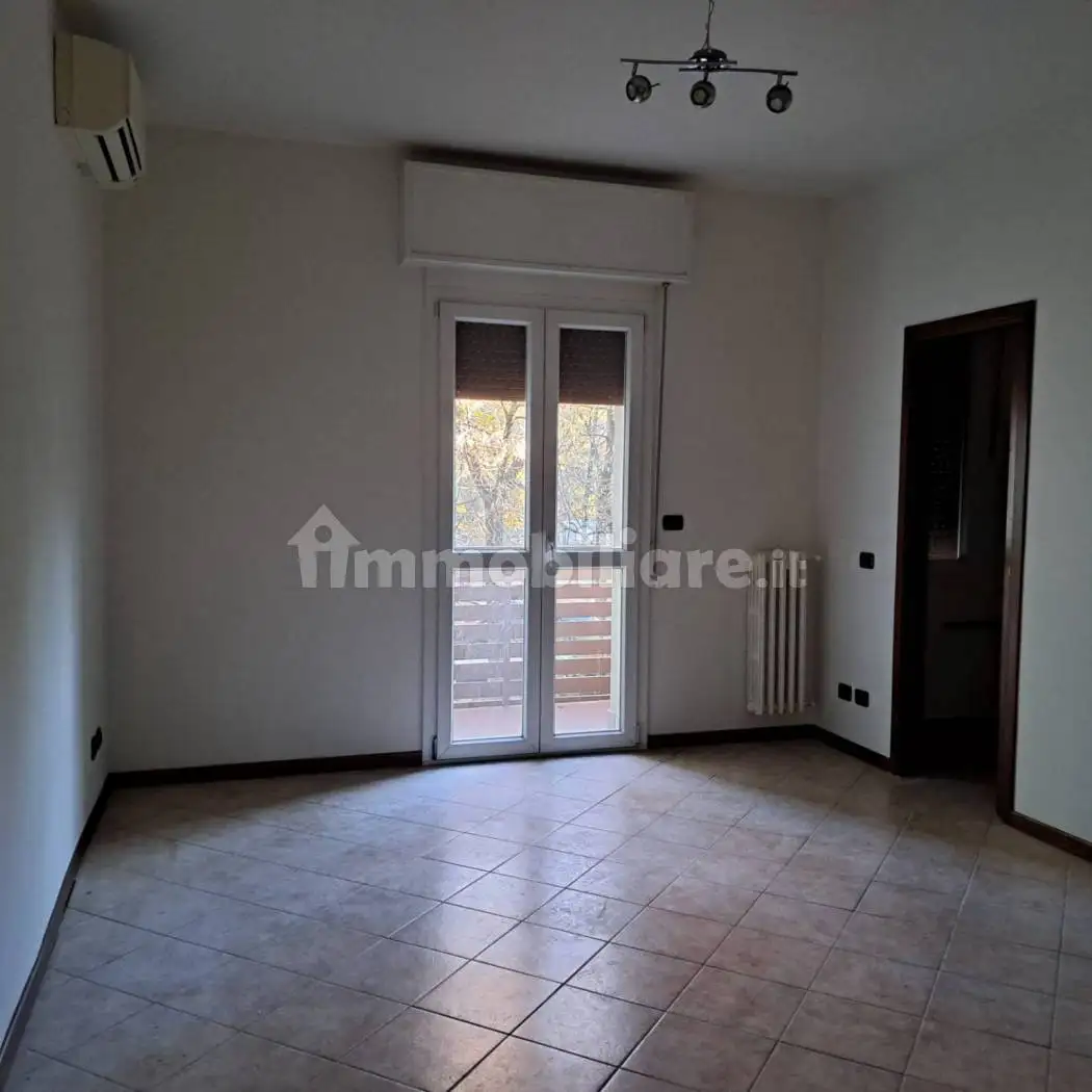 Appartamento in affitto a Modena