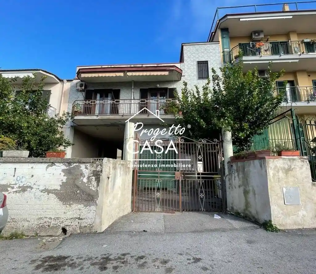 Villa unifamiliare via Rosalba Carriera 5, Barra, Napoli - foto 3