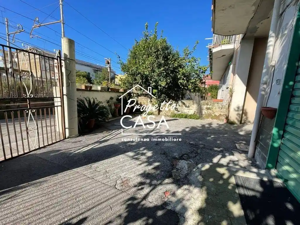 Villa unifamiliare via Rosalba Carriera 5, Barra, Napoli - foto 5