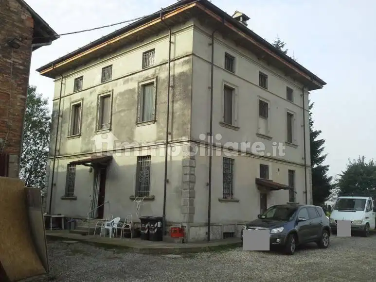 Villa in asta a San Giorgio Piacentino