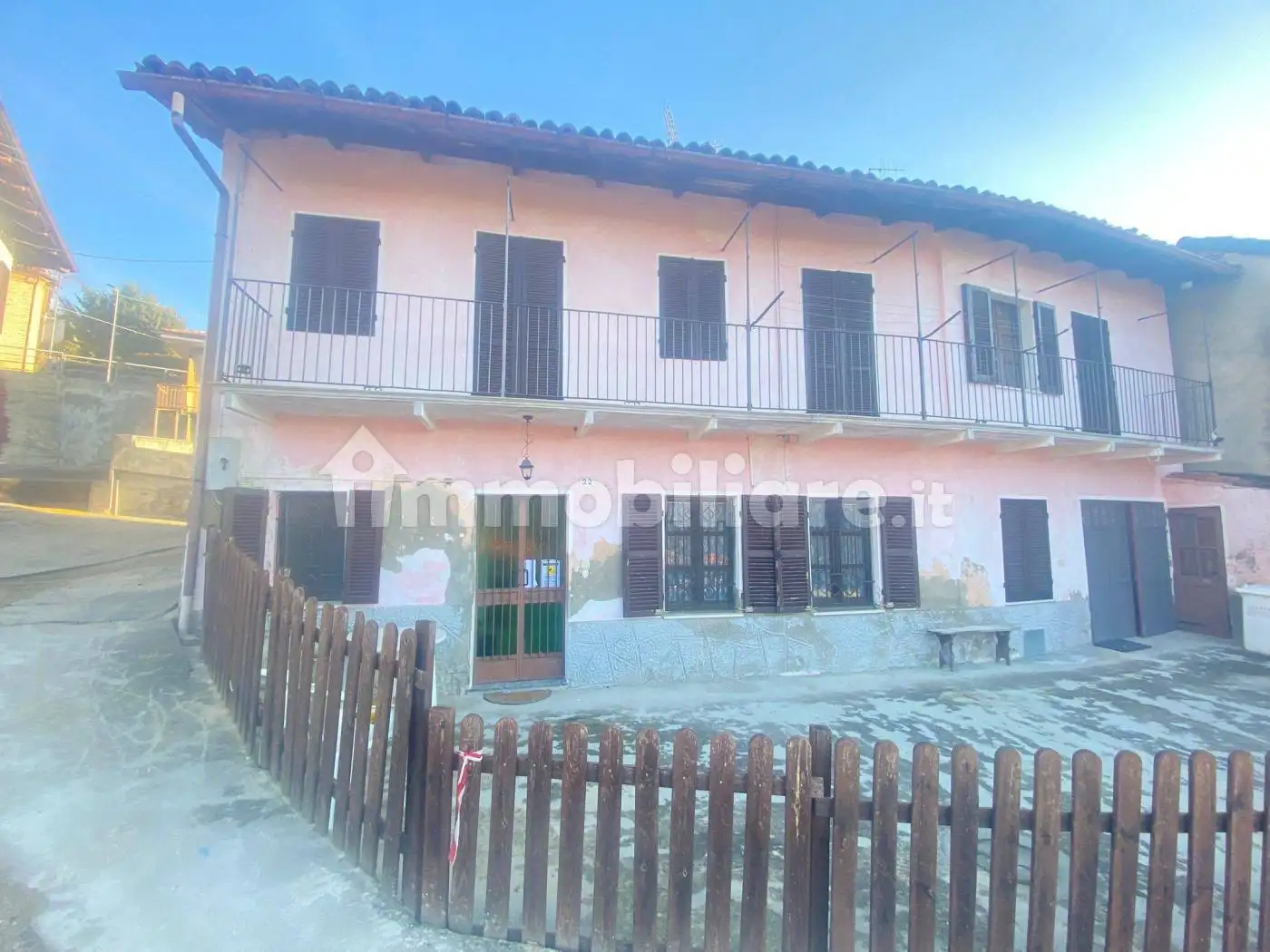 Casa indipendente in vendita a Alba