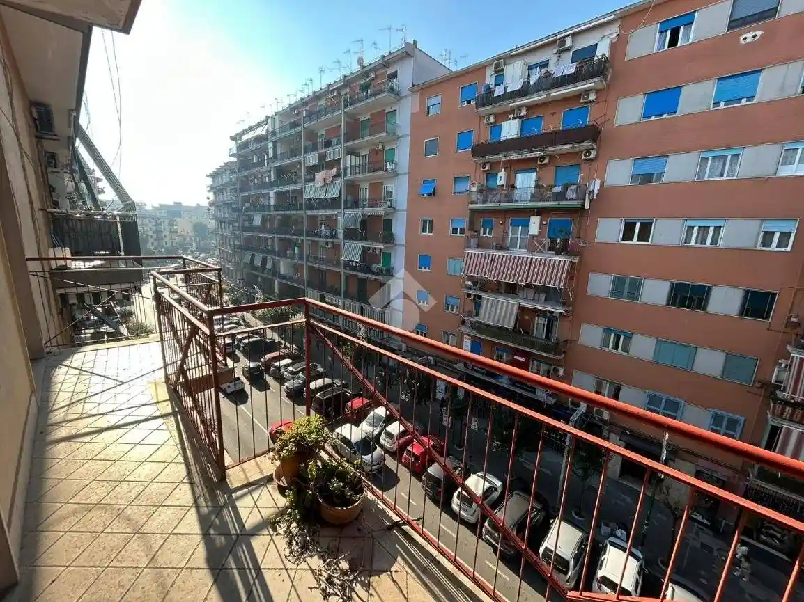 Trilocale via Principe di Piemonte 34, Centro, Casoria - foto 3