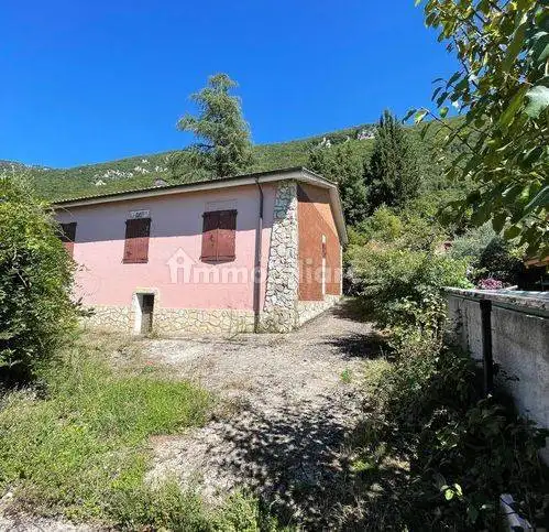 Villa in vendita a Cervara di Roma