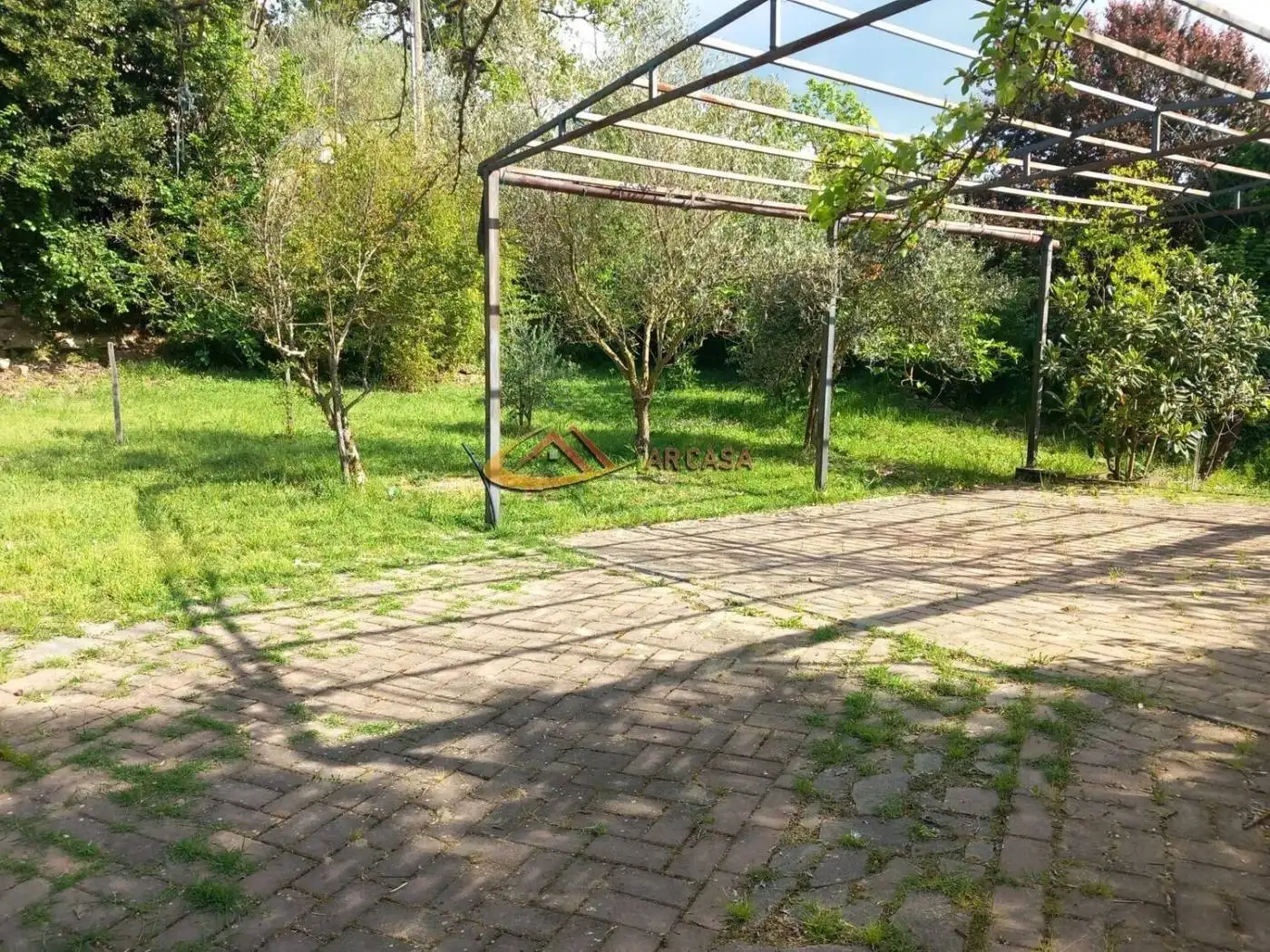 Villa in vendita a Arezzo