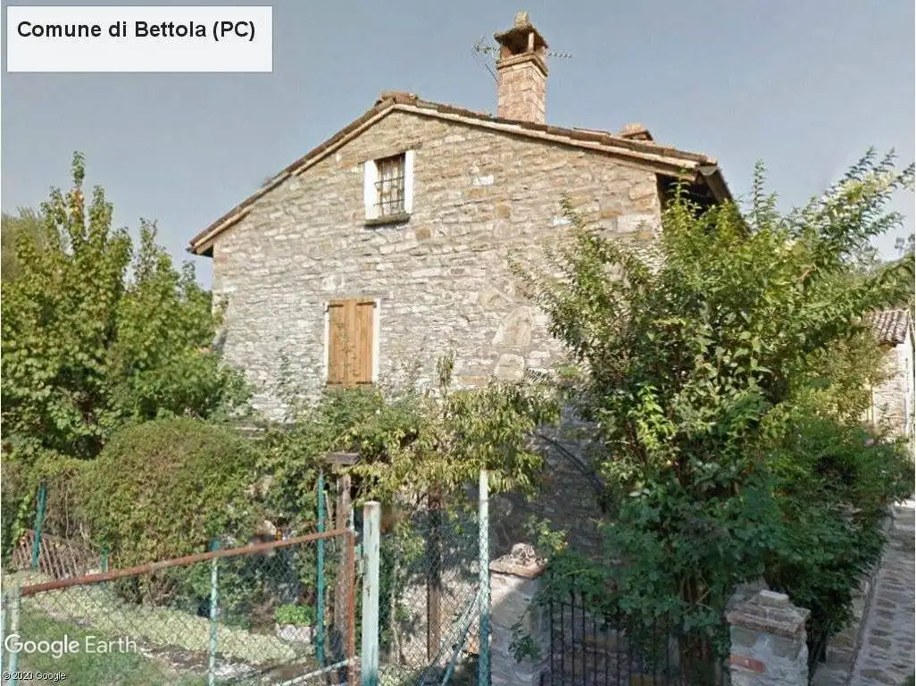Casa indipendente in asta a Bettola