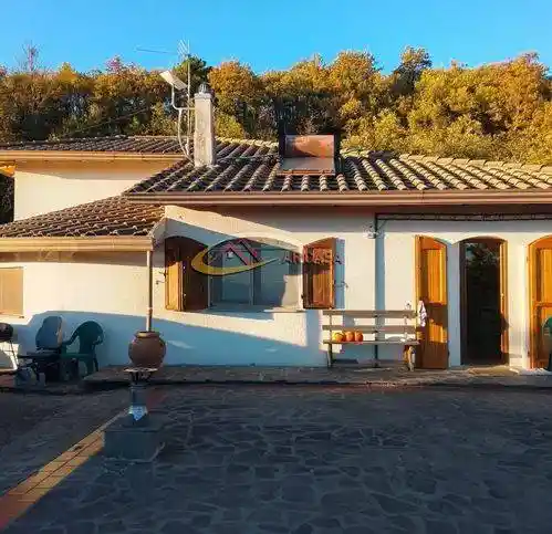 Villa unifamiliare, ottimo stato, 220 m², Chiassa Superiore, Arezzo - foto 2