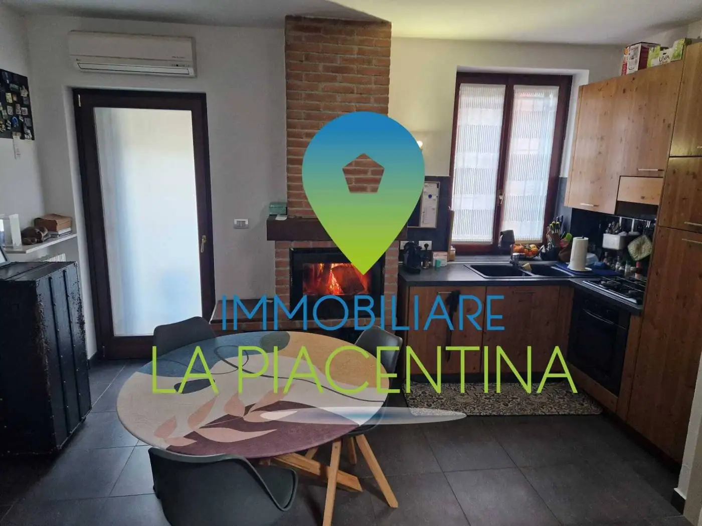 Casa indipendente in vendita a Piacenza