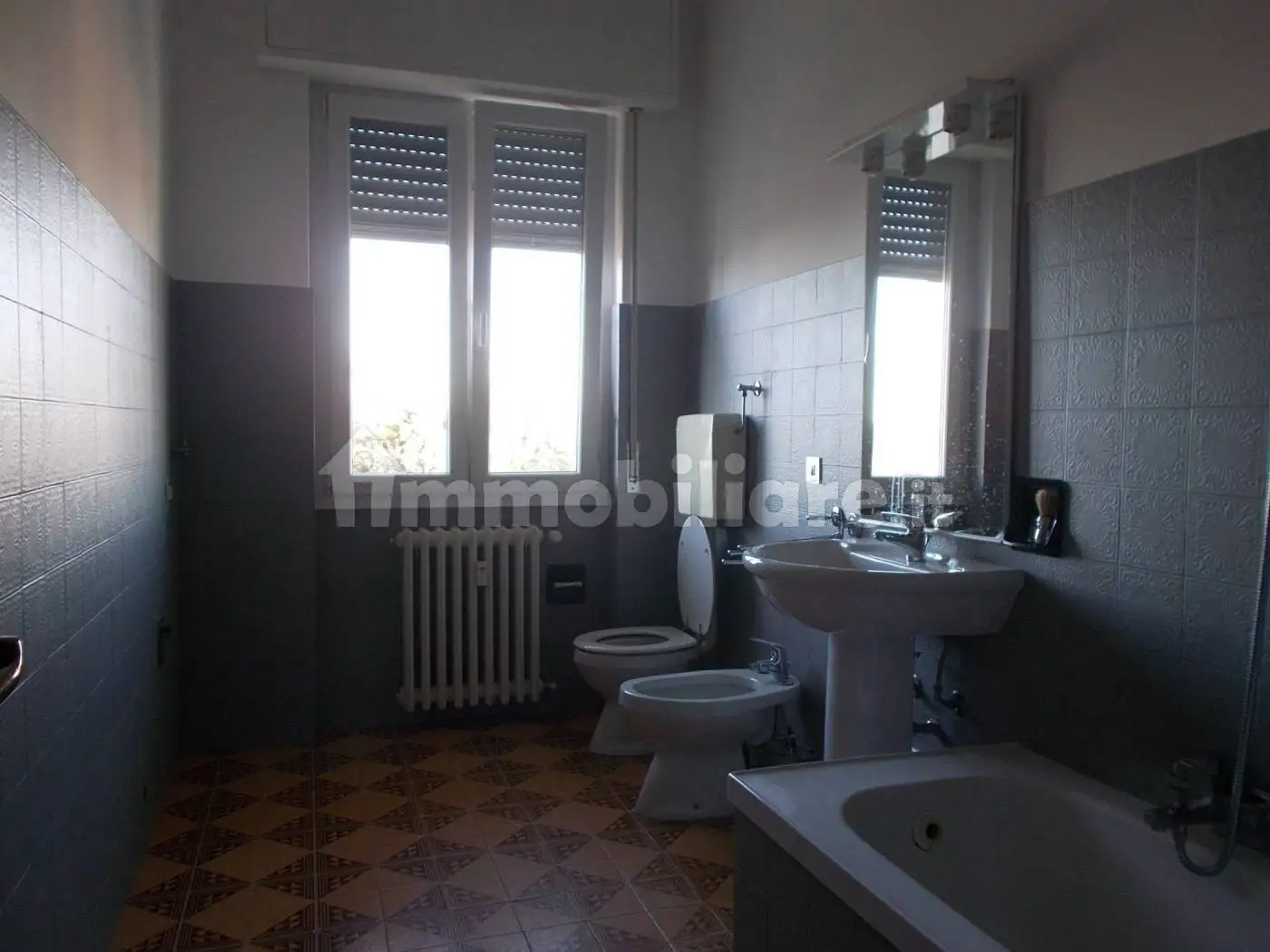 Trilocale via Silvio Pellico, Centro, Caronno Pertusella - foto 5