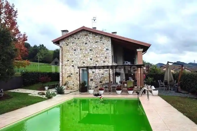 Villetta a schiera in vendita a Trissino