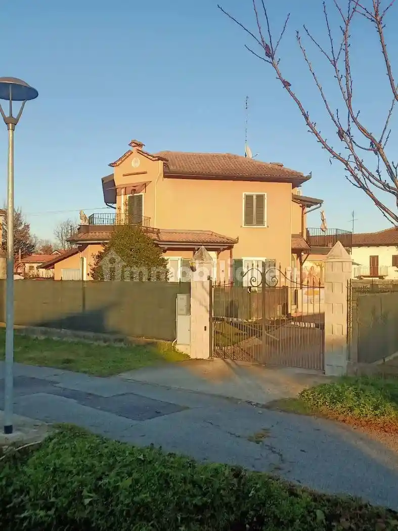 Trilocale viale Antonio Gramsci 4, Centro, Villafranca Piemonte - foto 4