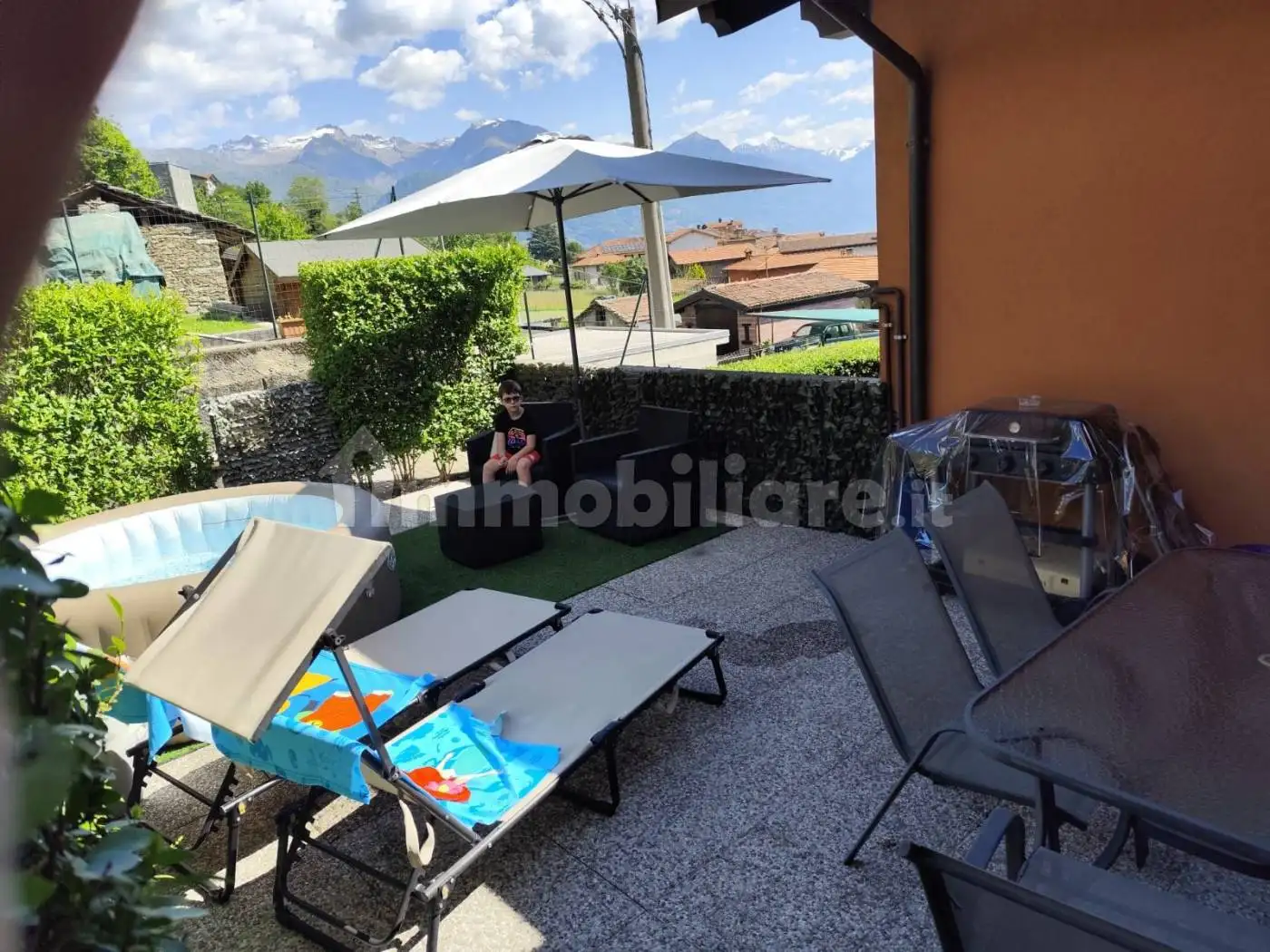 Appartamento in vendita a Pianello del Lario