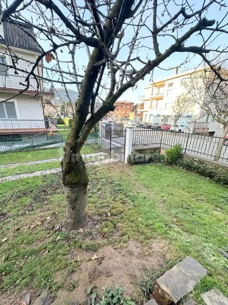 Villa bifamiliare via Giuseppe Montini 11, Centro, Concesio - foto 5