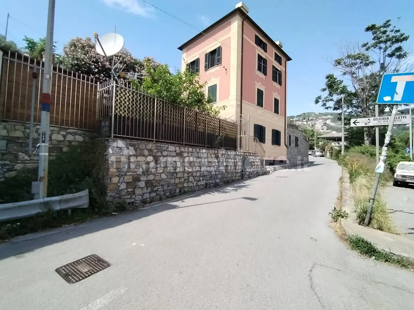 Casa indipendente in vendita a Genova