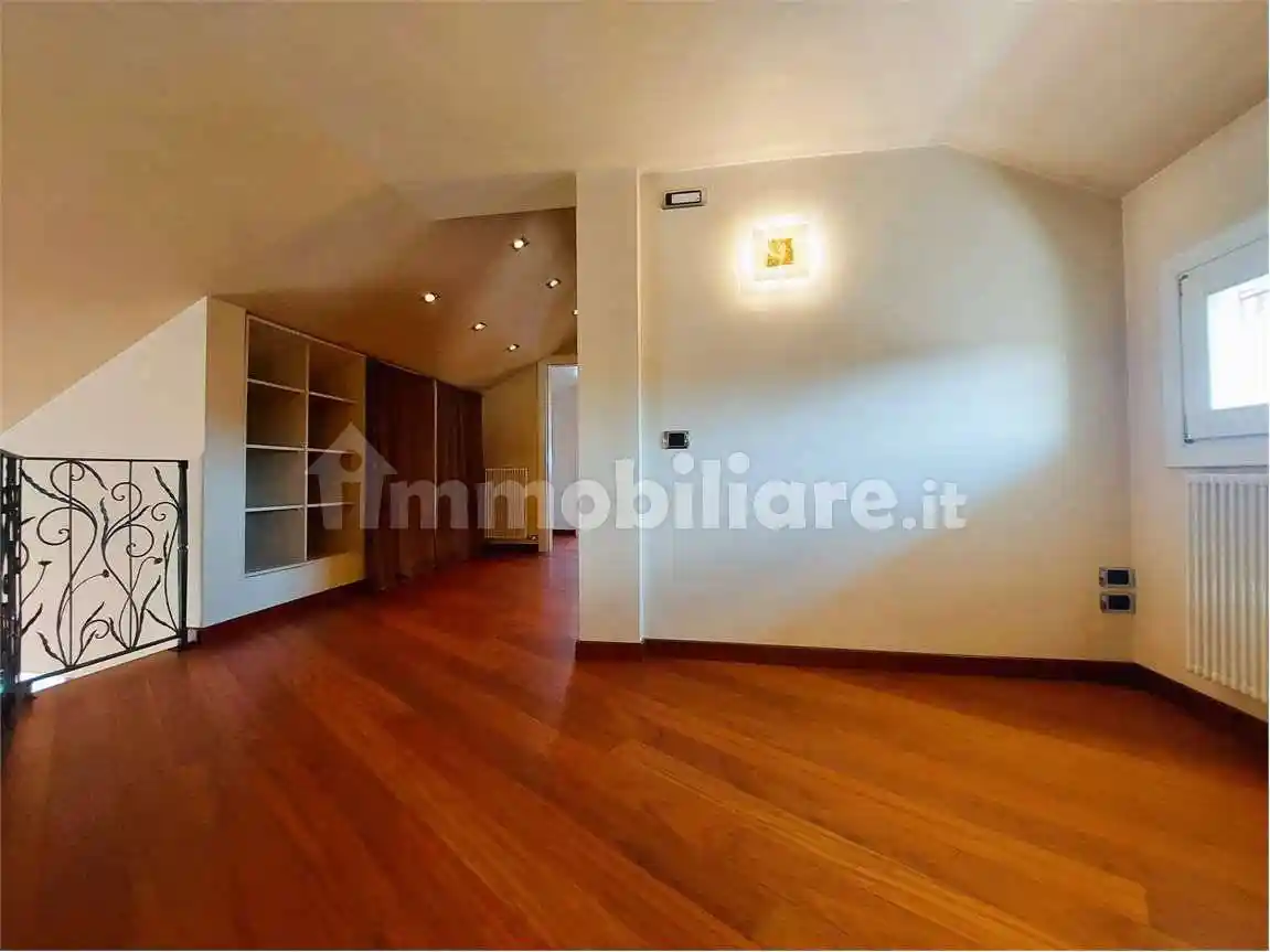 Attico buono stato, 190 m², Duomo, Treviso - foto 5