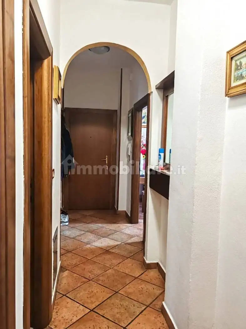 Trilocale via Papa Giovanni XXIII 2, Centro, Castano Primo - foto 2