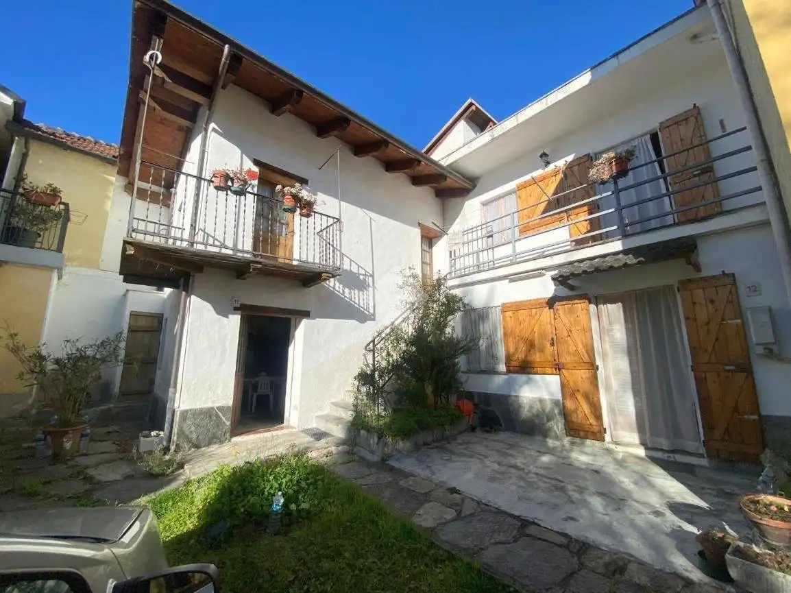 Casa indipendente in vendita a Villar Perosa