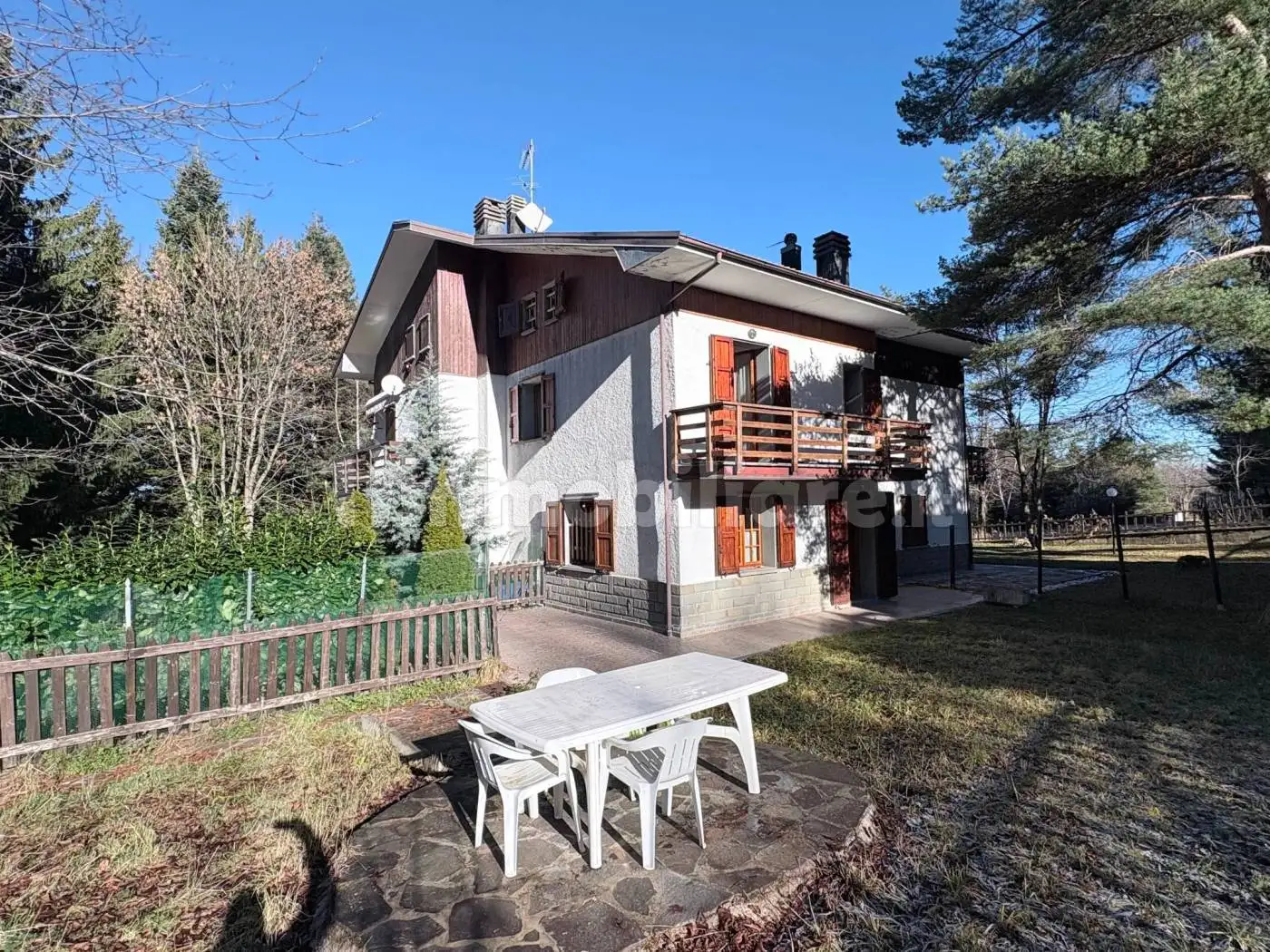 Casa indipendente in vendita a Lama Mocogno