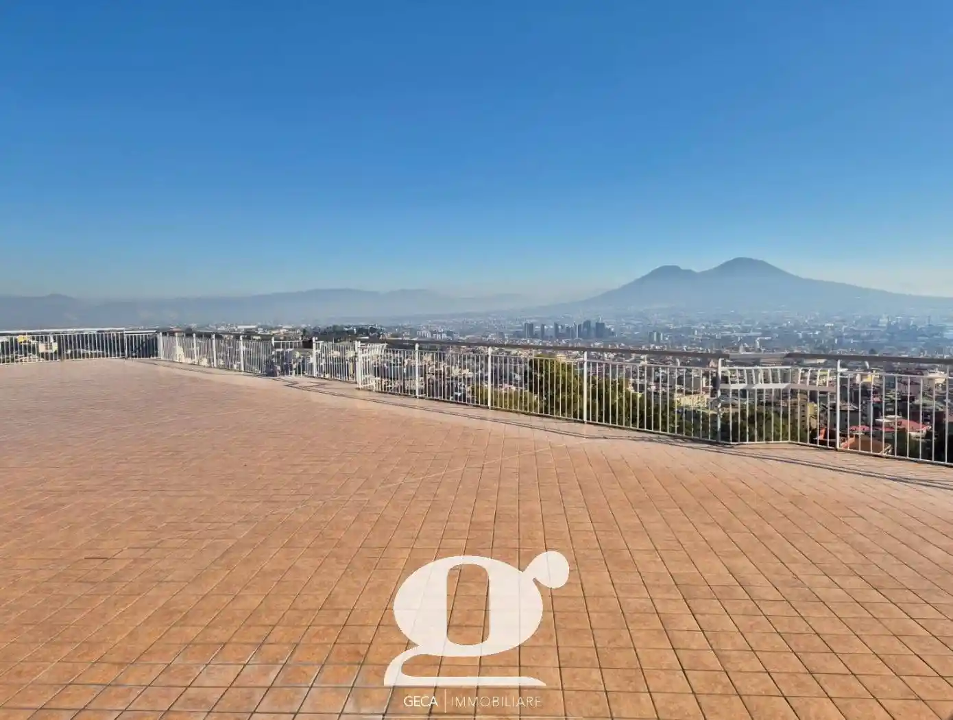 Quadrilocale via Carlo Cattaneo, Arenella, Napoli - foto 2