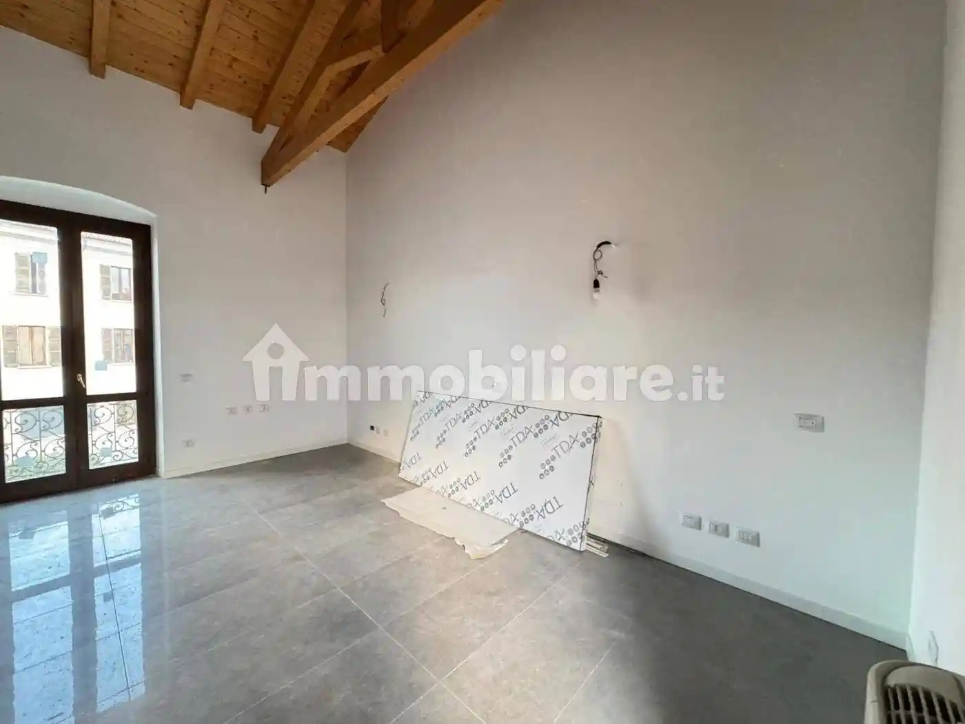 Monolocale piazza Martiri della libertà, 35, Centro, Chiari - foto 4