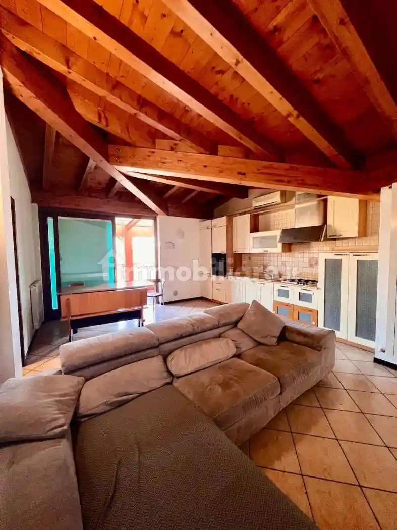 Trilocale via Trobiato, Brandico - foto 2