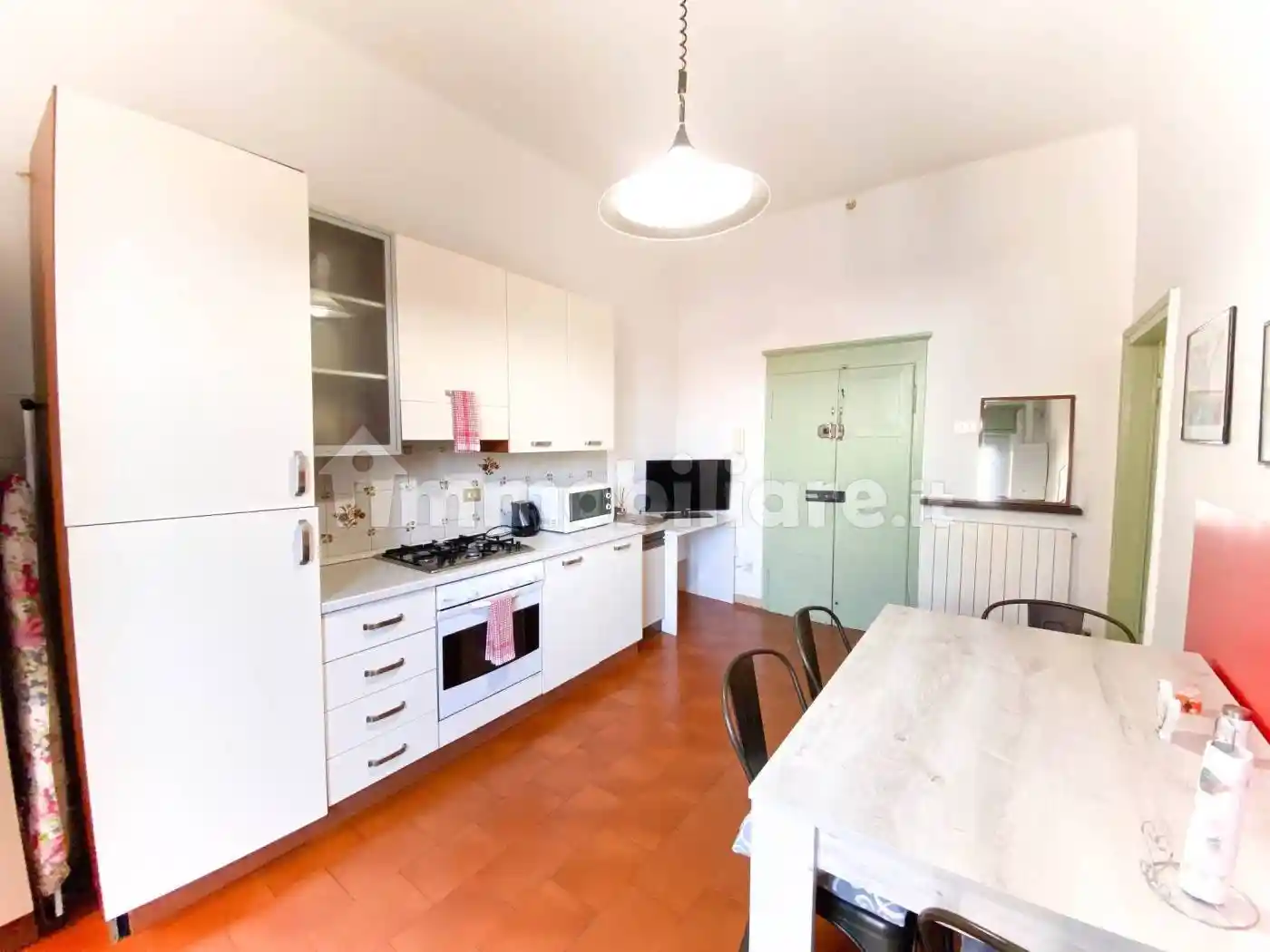 Trilocale vicolo Madonnina 9, Veronetta, Verona - foto 4