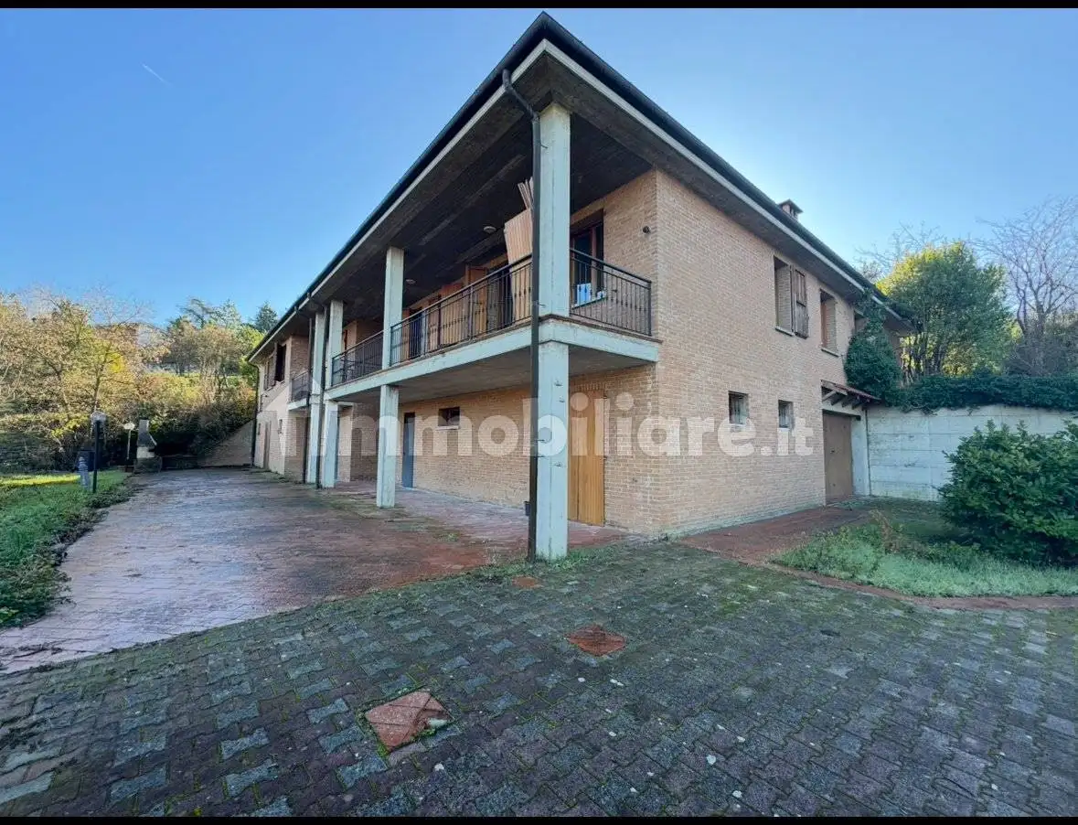 Villa in vendita a Pianoro