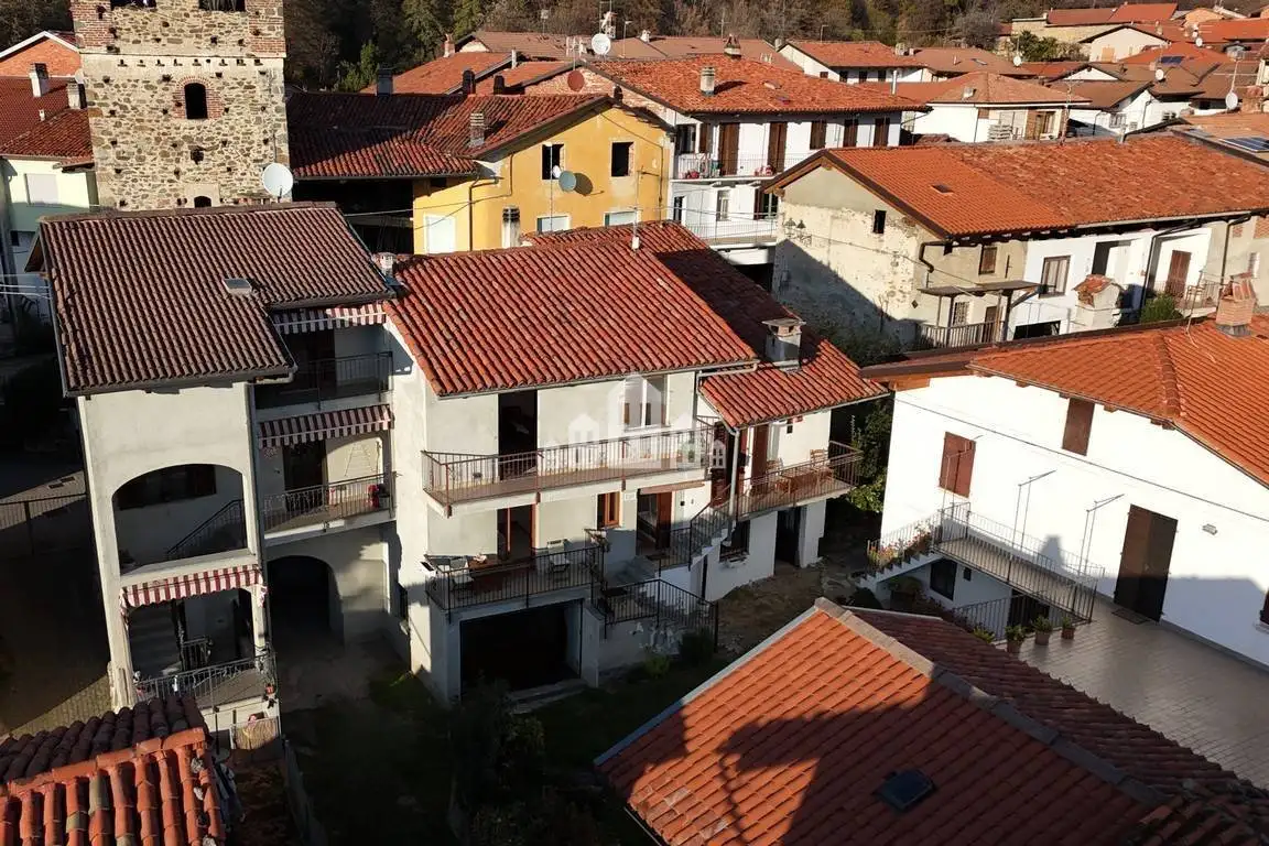 Casa indipendente in vendita a Strambinello