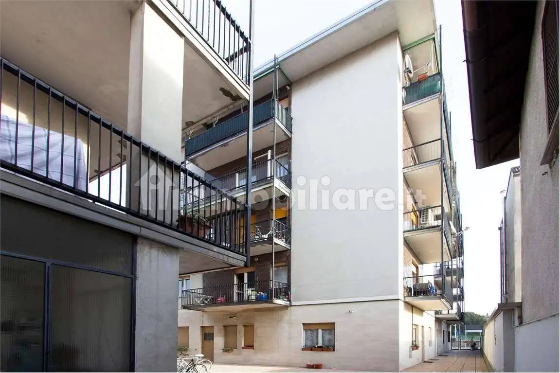 Bilocale via Vittorio veneto , 8, Bovisio-Masciago - foto 3