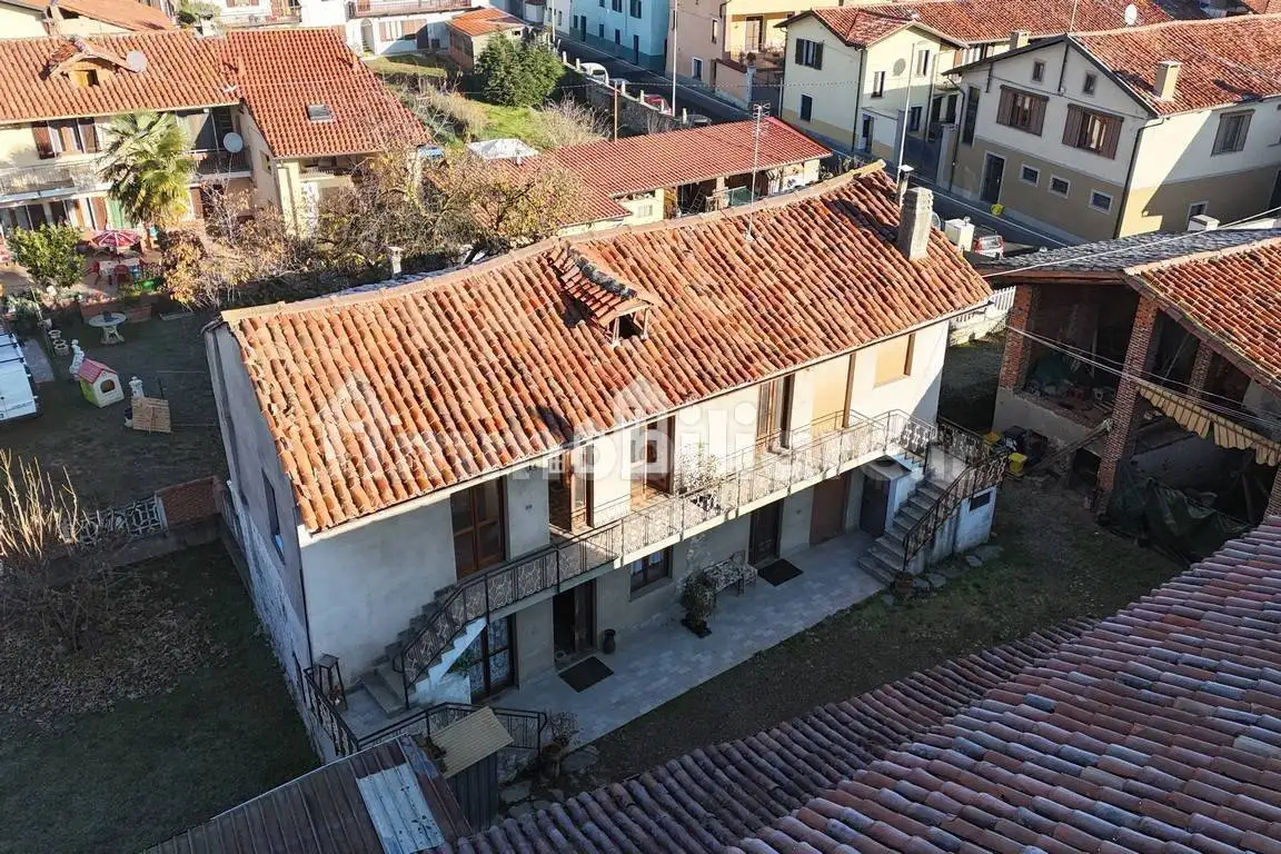 Casa indipendente in vendita a Ozegna