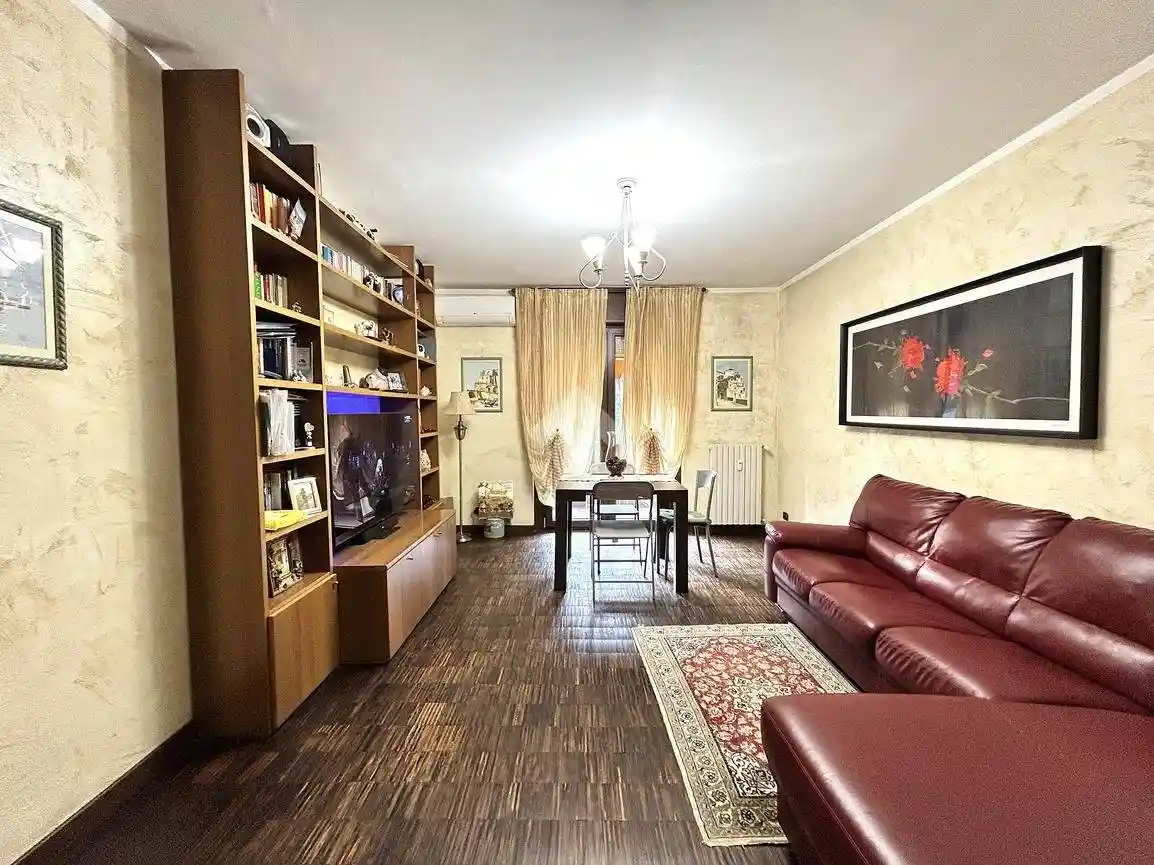 Trilocale via Giuseppe Garibaldi 145, Centro, Cornaredo - foto 3