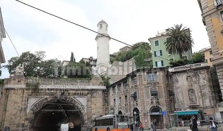 Trilocale piazza del Portello, Maddalena, Genova - foto 4