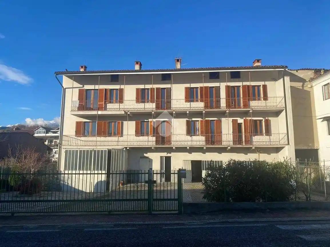 Appartamento in vendita a Samone