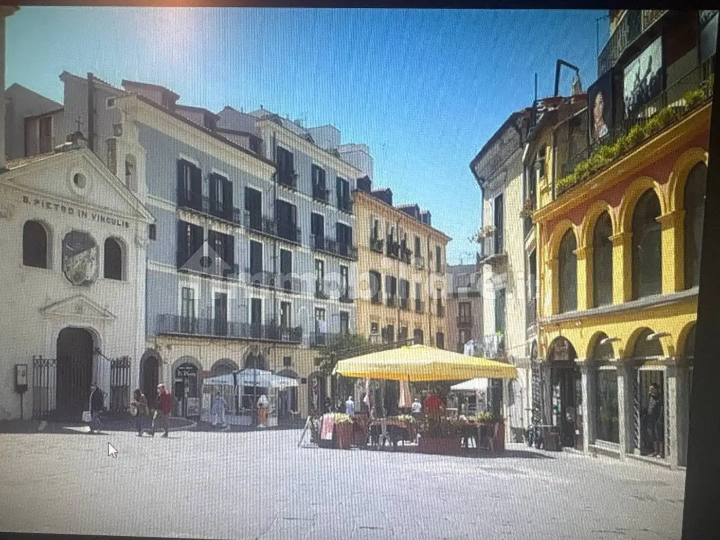 Appartamento in vendita a Salerno